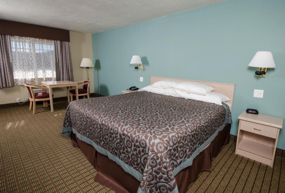 Days Inn by Wyndham Portland Central Image 15