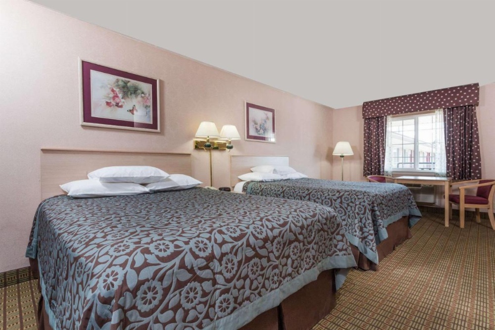 Days Inn by Wyndham Portland Central Image 25